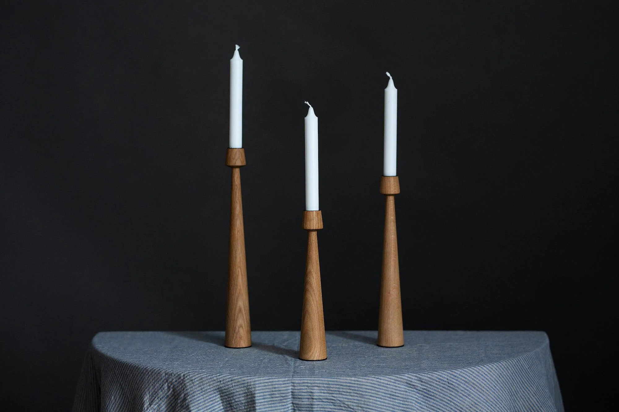 Aukstas Tower Oak Candlesticks (Set of 3) - Image 5