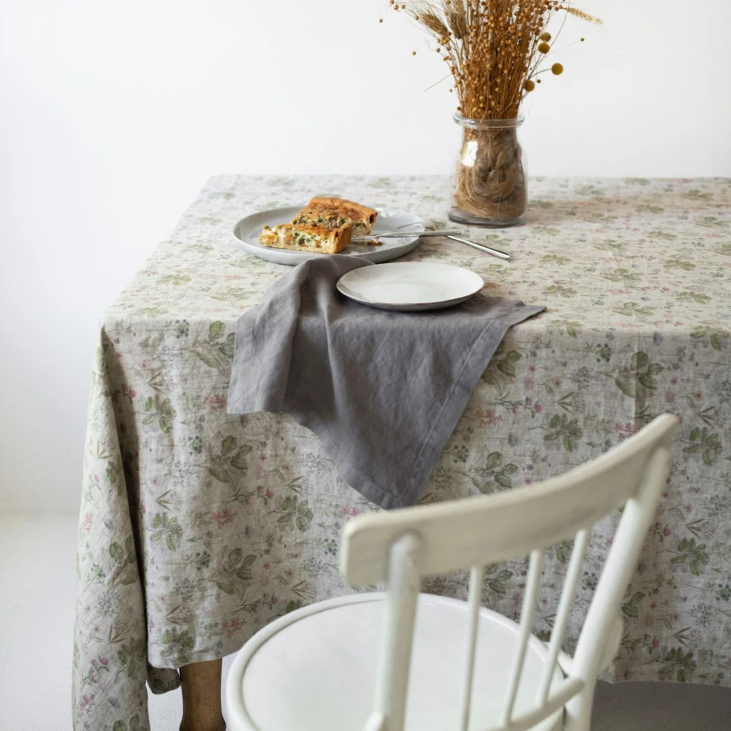 Botany Linen Tablecloth - Image 4