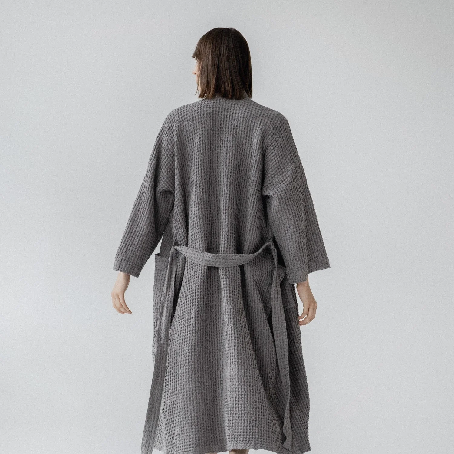 Dark Grey Linen & Cotton Waffle Bathrobe - Image 3