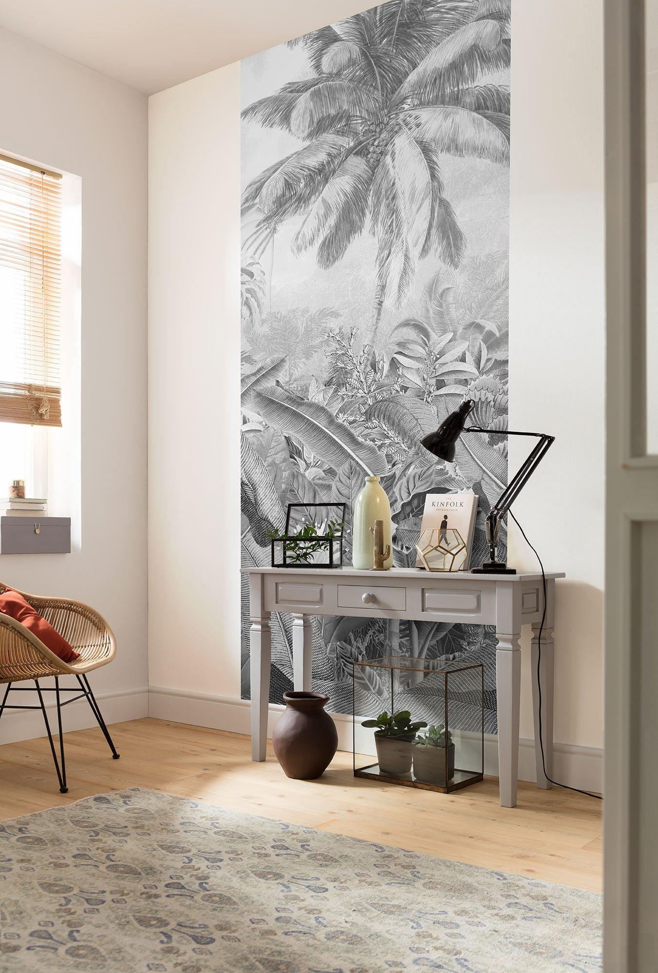 Frais Black and White Jungle Mural - Image 4