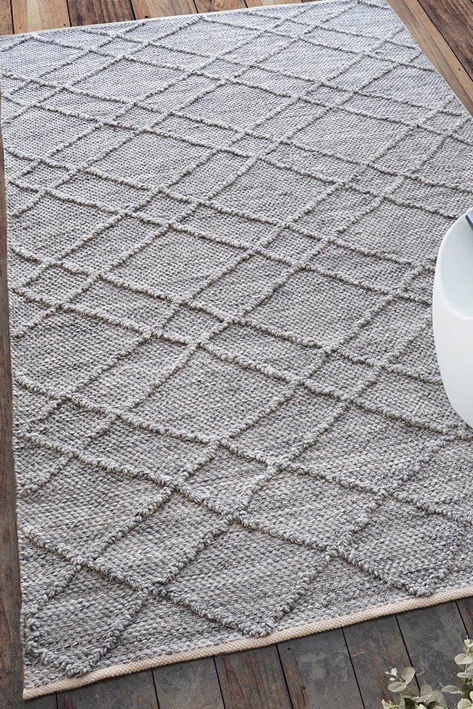 Minya Recycled PET Rug - Image 5