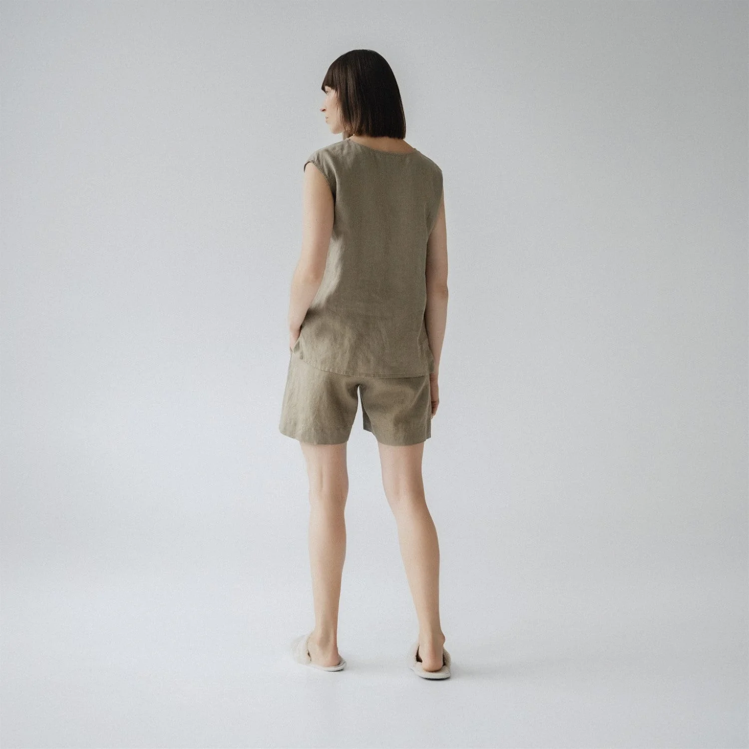 Verbena Khaki Linen Pyjama Set - Image 4