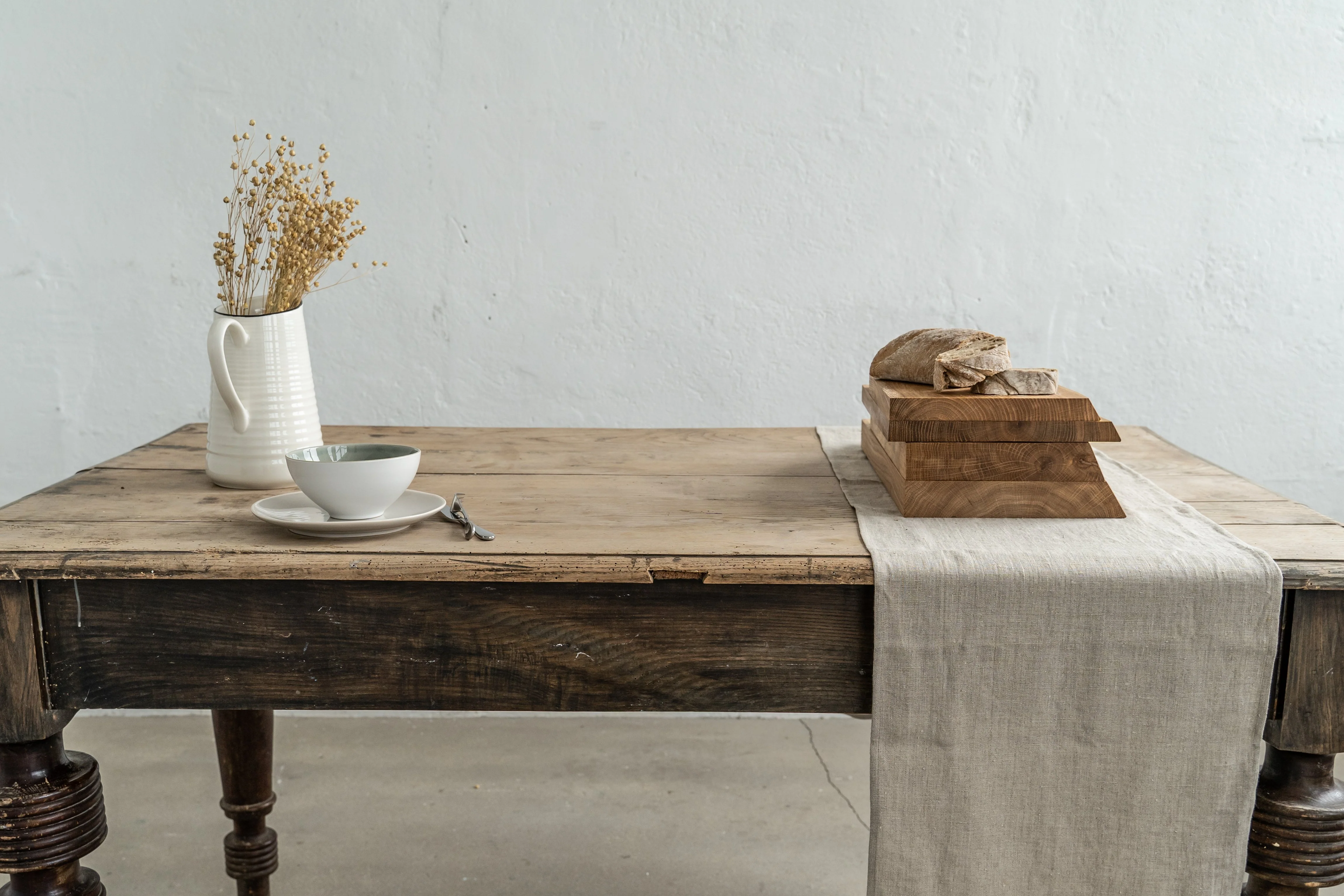 Mediea Large Oak Cutting Board - Image 22
