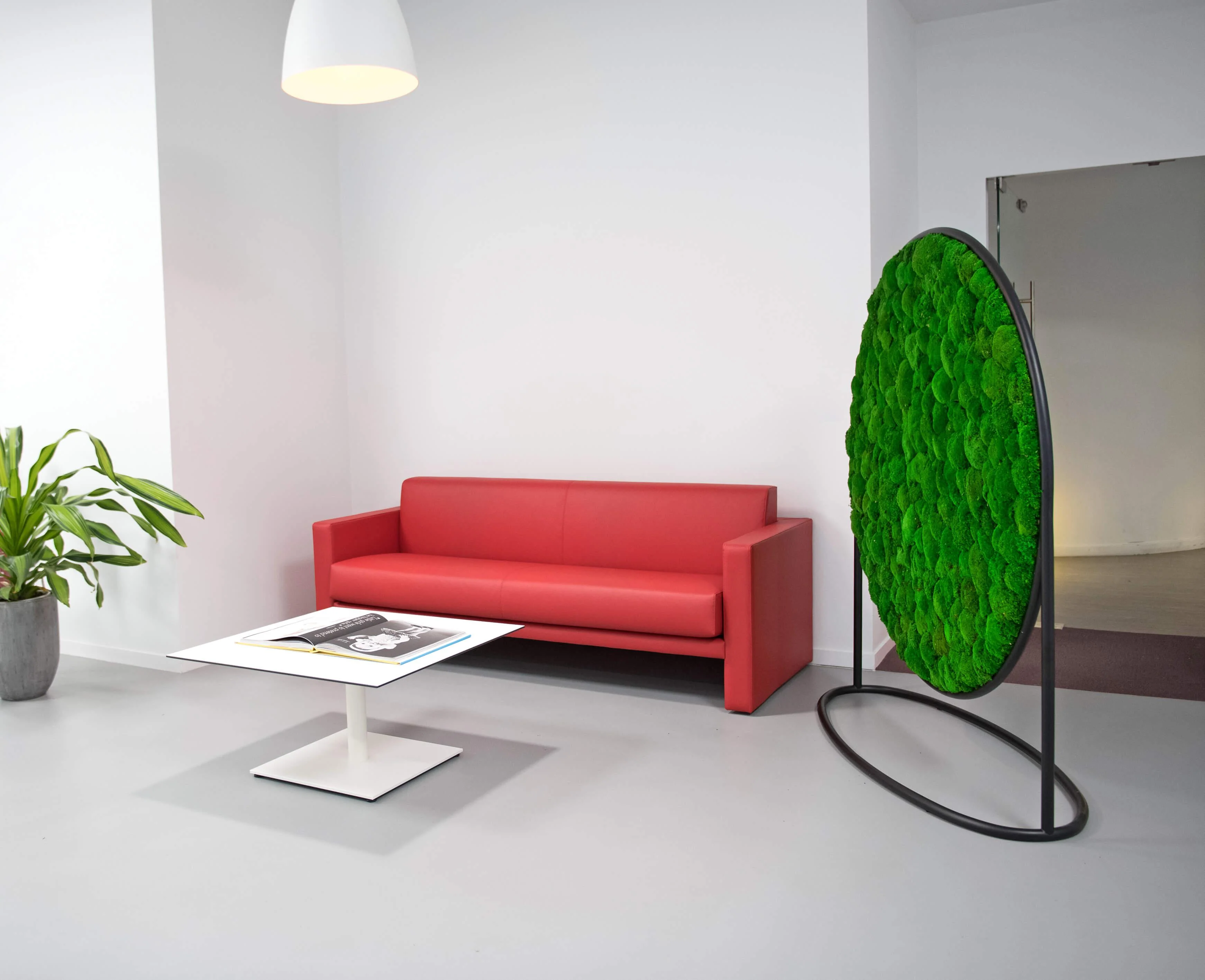 Standing Circles Moss Wall Art - Image 8