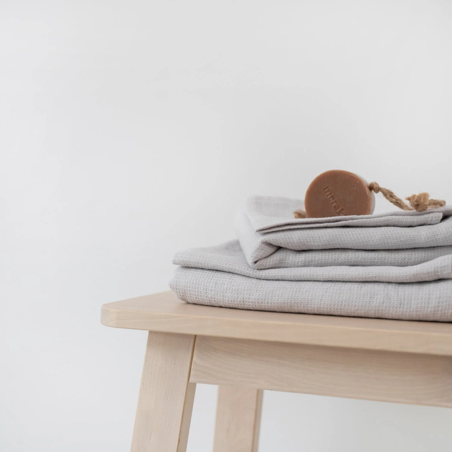 Silver Linen Fine Waffle Towel - Image 3