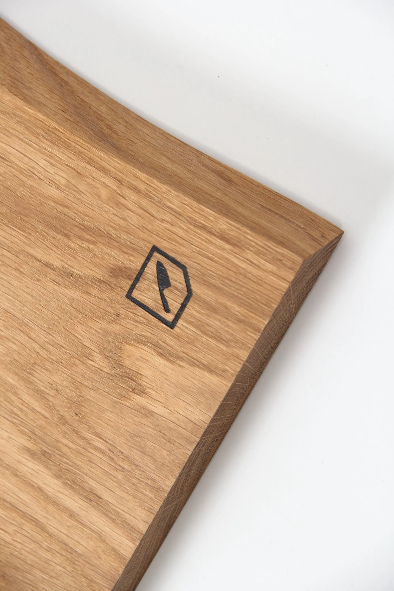 Mediea Mini Oak Cutting Board - Image 8
