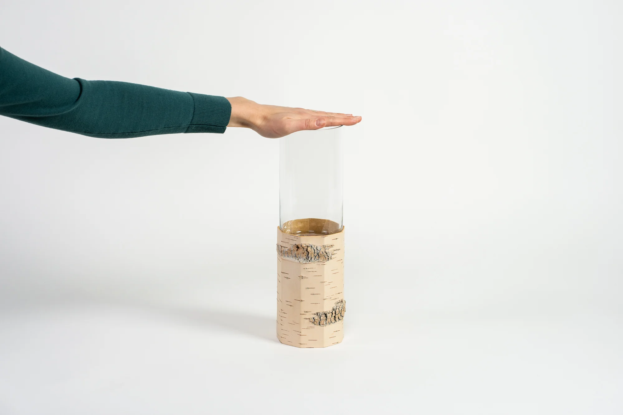 Tara Pikk Birch Bark Vases - Image 9