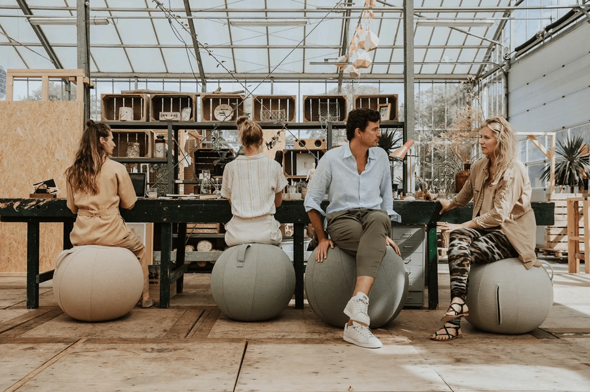 Vluv Sova Sitting Ball - Image 3