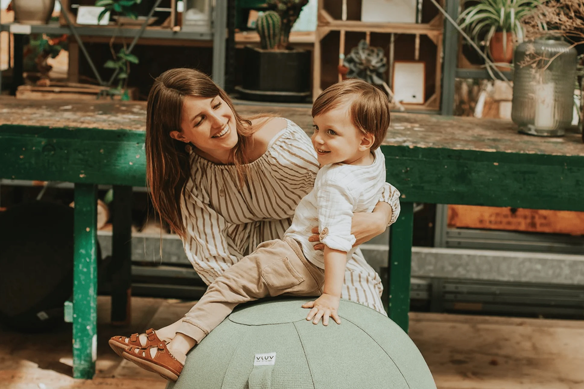 Vluv Sova Sitting Ball - Image 4