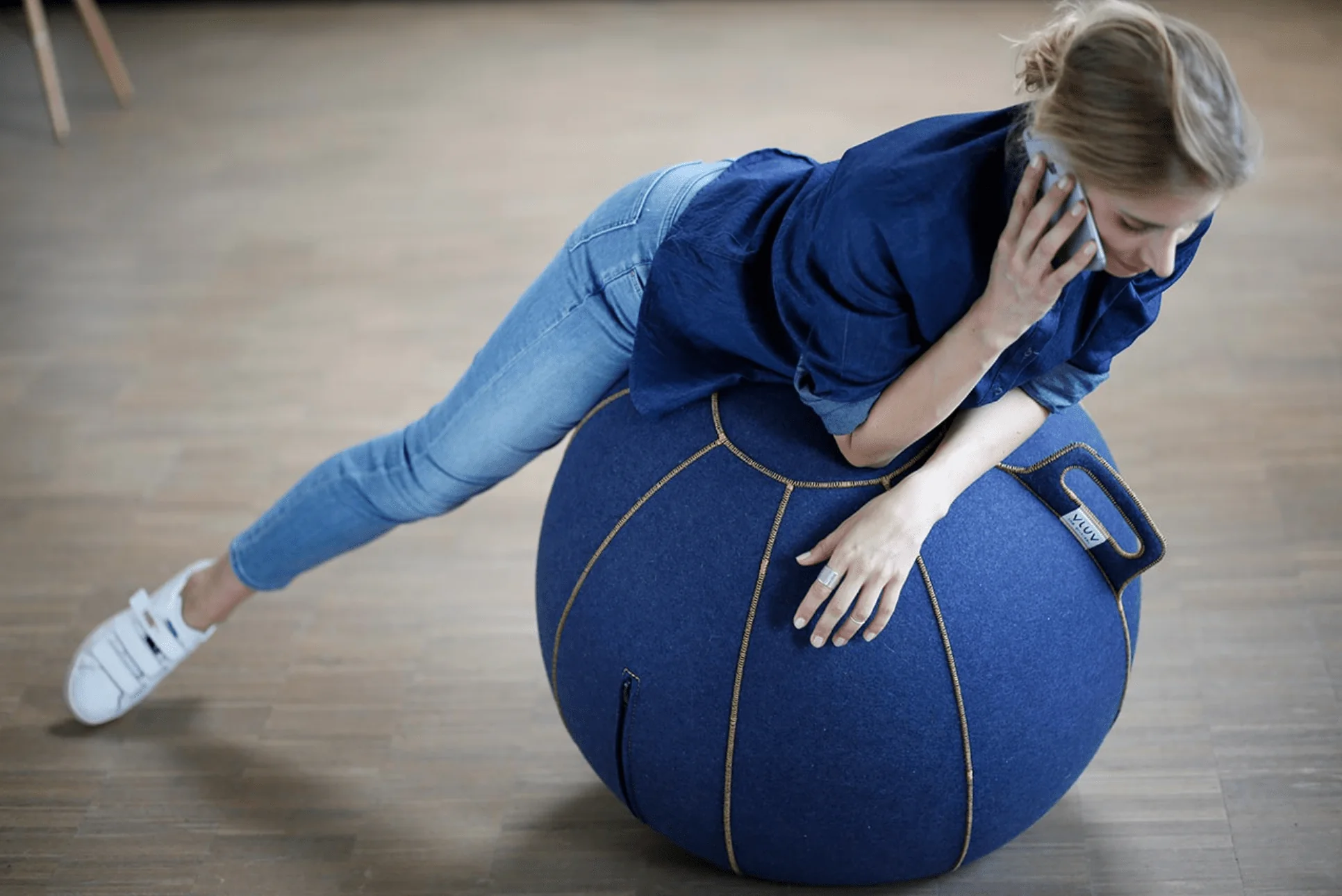 Vluv Velt Sitting Ball - Image 3