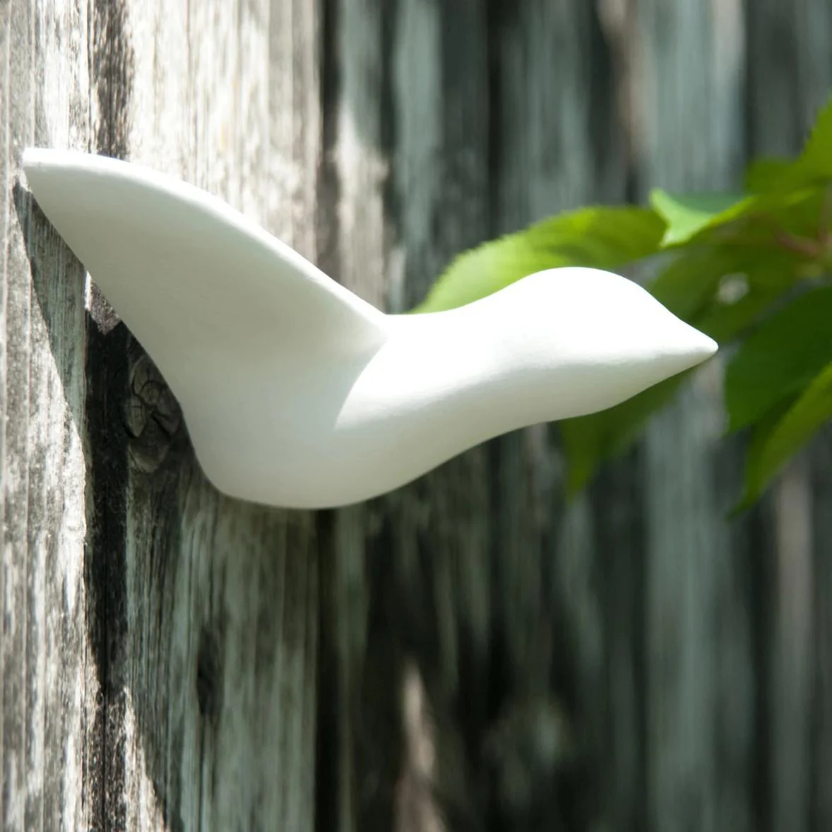 White Ceramic Excursion Bird Wall Hanger - Image 5
