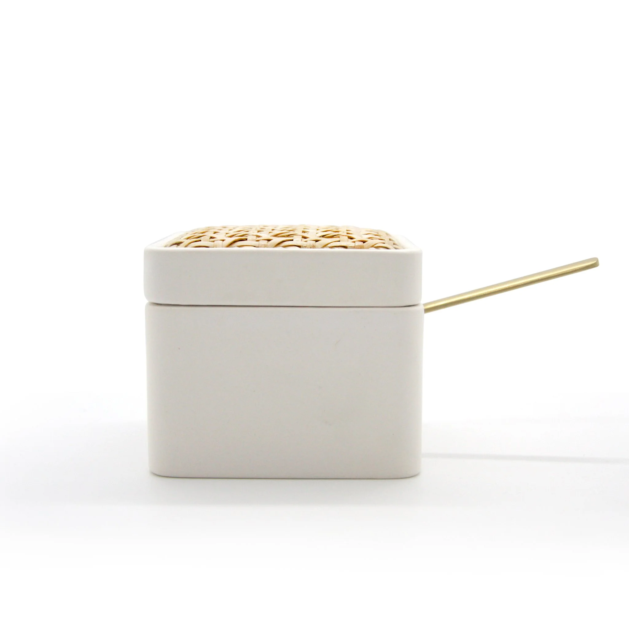 White Concrete Box - Image 13