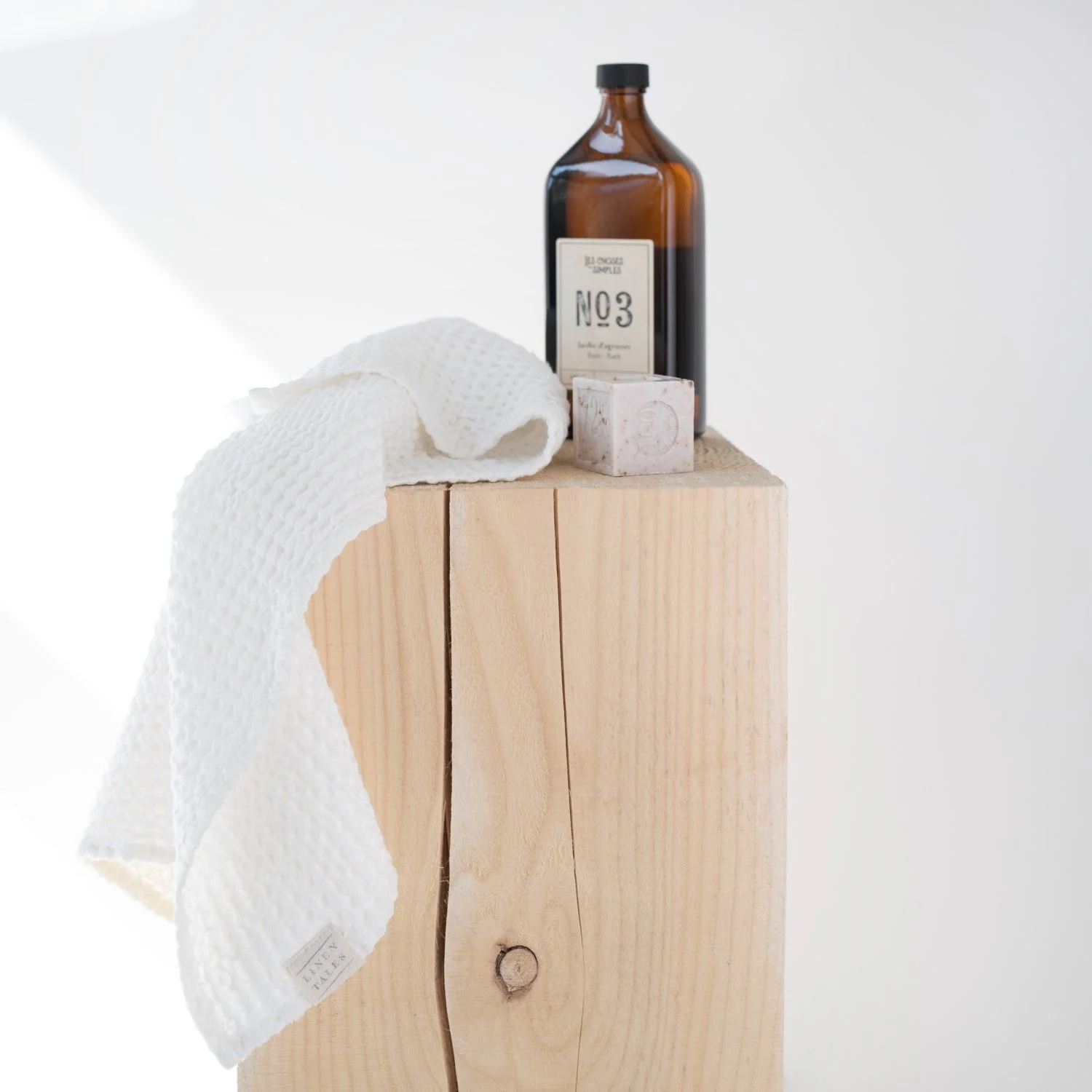 White Linen & Cotton Waffle Towel - Image 9