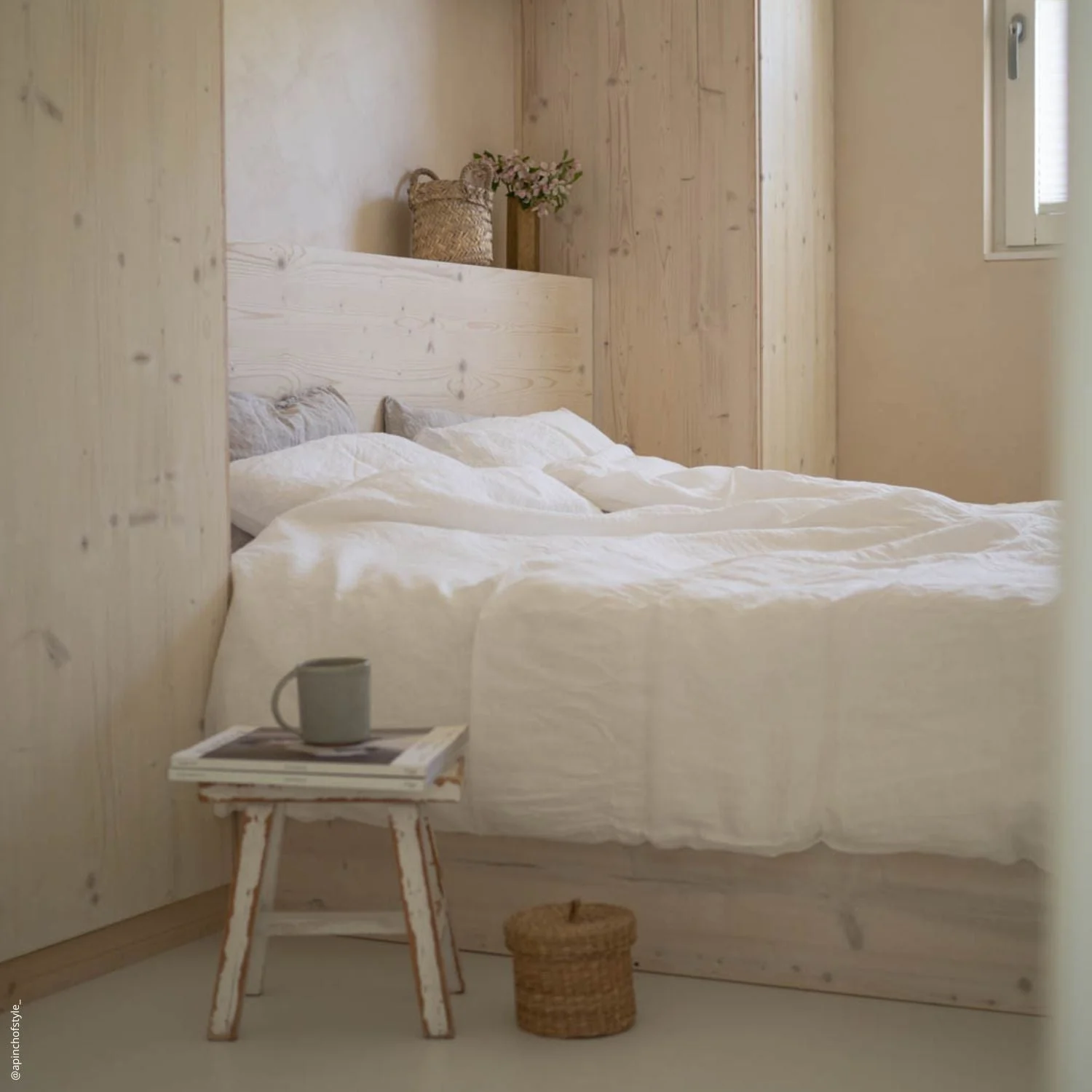 White Linen Duvet Cover - Image 5